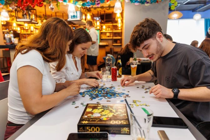 Seara de socializare - Puzzle Speed Challenge